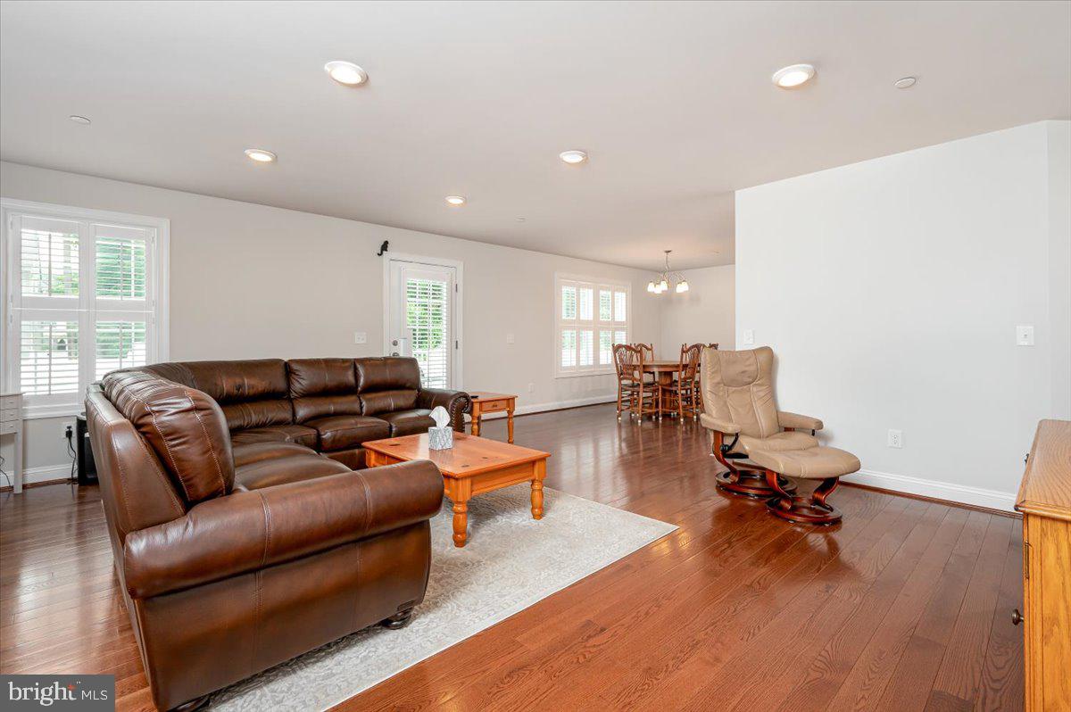 GLEN BURNIE HEIGHTS - Residential