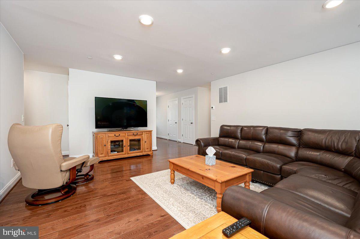 GLEN BURNIE HEIGHTS - Residential