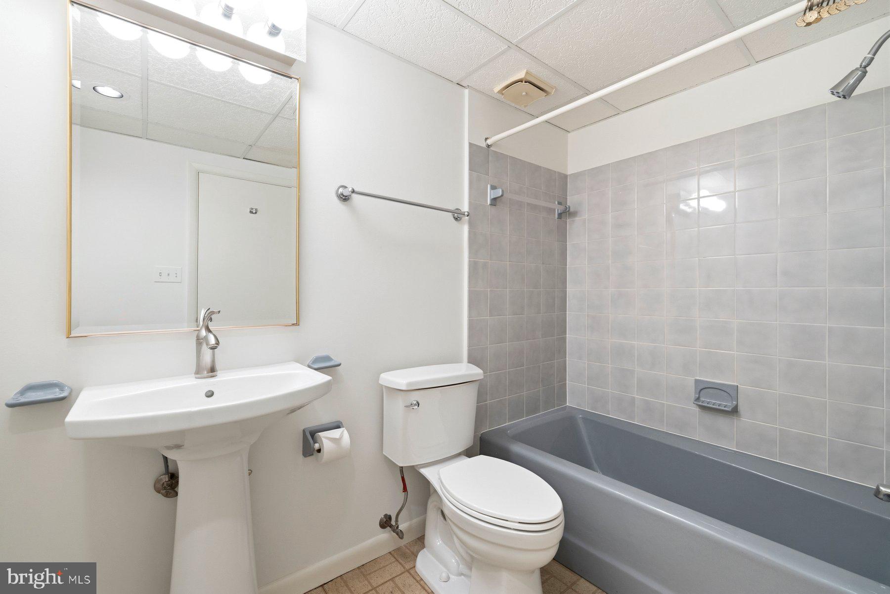 STRATHMORE PLACE - Residential