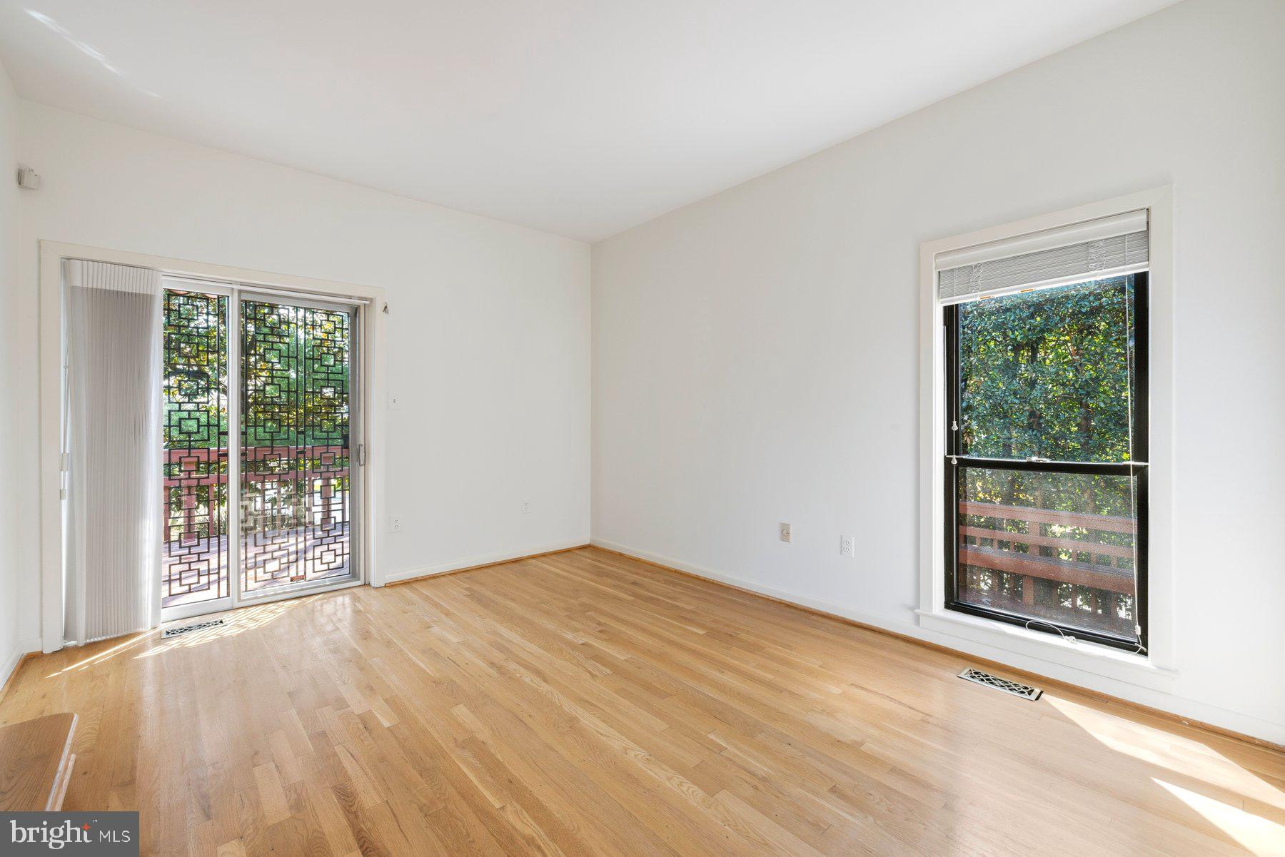 STRATHMORE PLACE - Residential