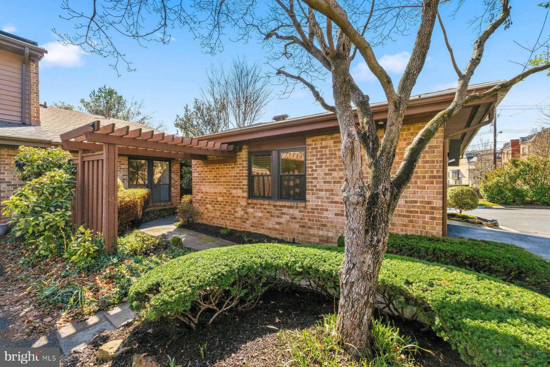 STRATHMORE PLACE - Residential