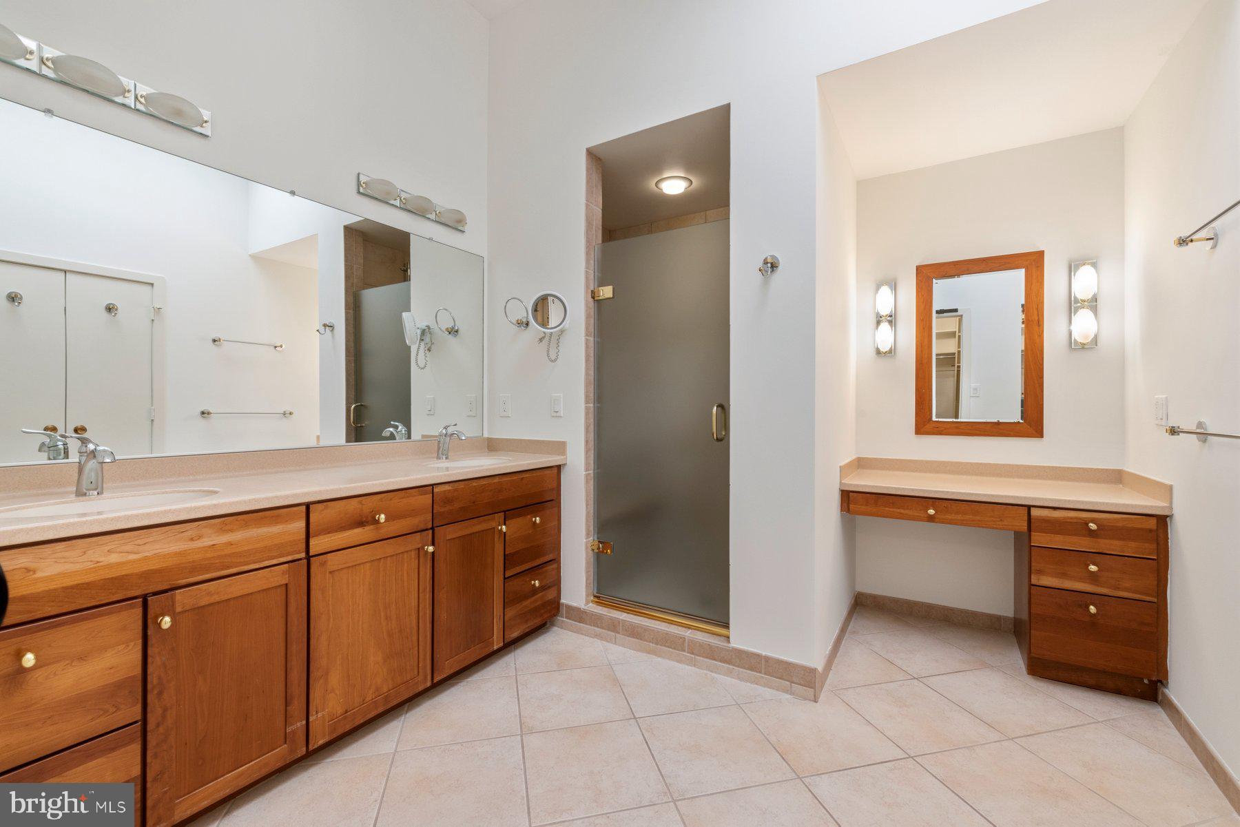 STRATHMORE PLACE - Residential