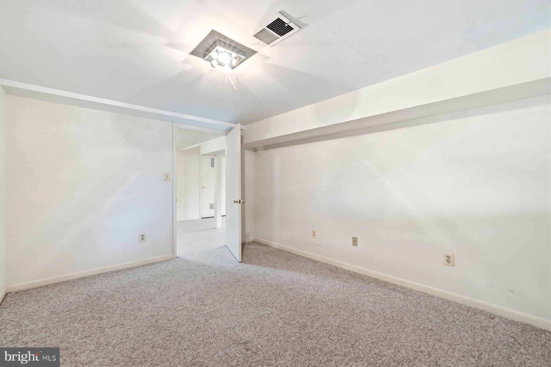 STRATHMORE PLACE - Residential