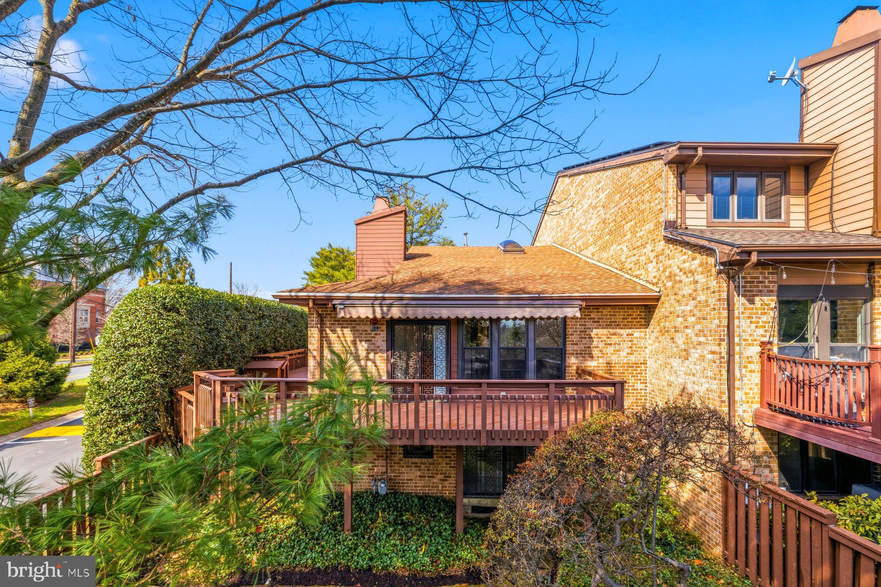 STRATHMORE PLACE - Residential