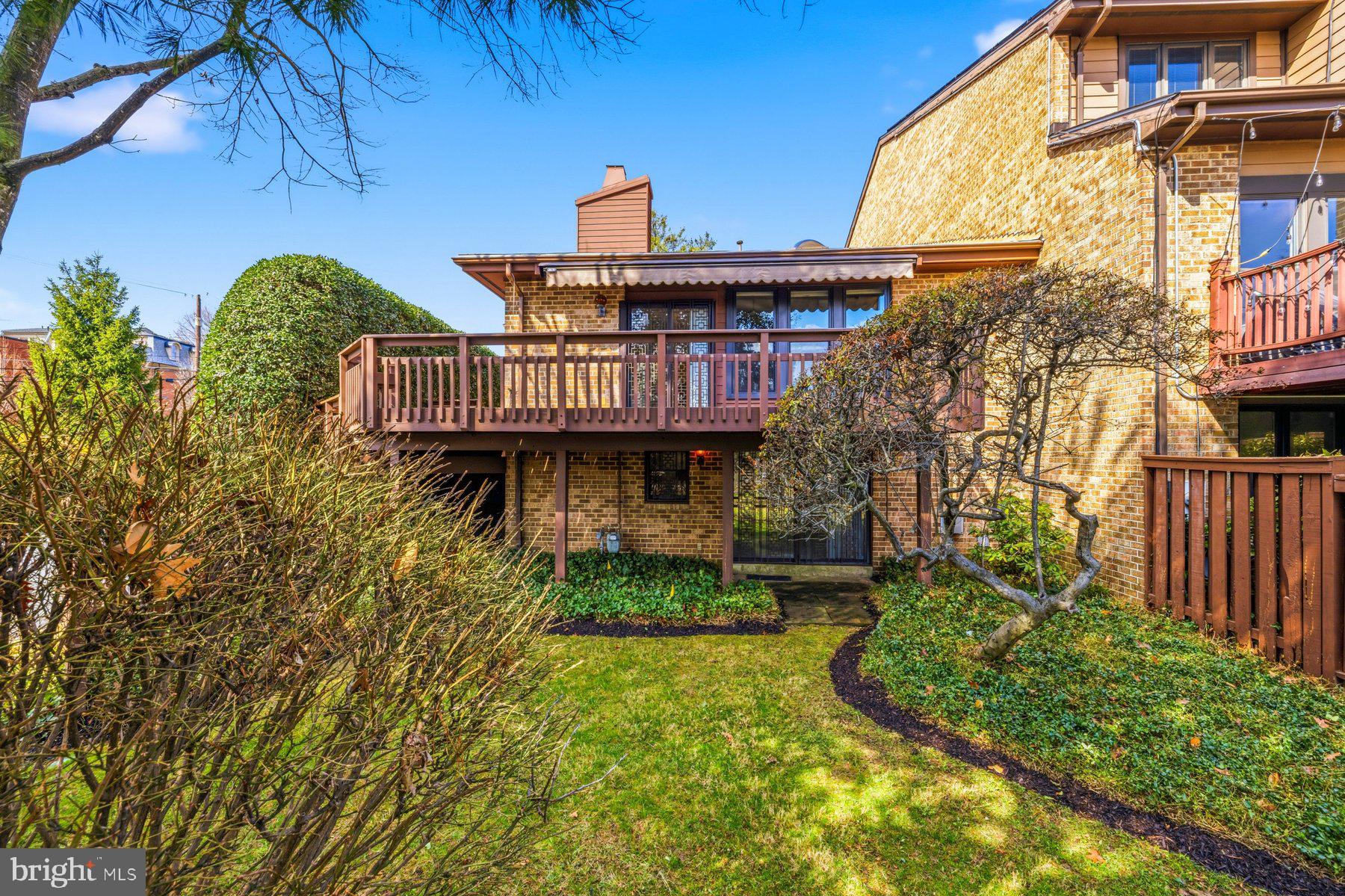 STRATHMORE PLACE - Residential