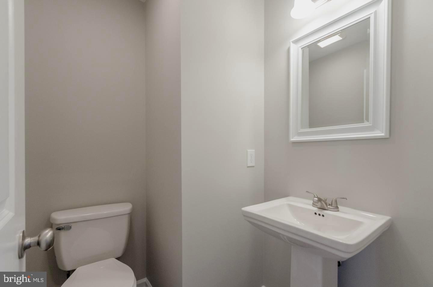 RED HILL - Residential