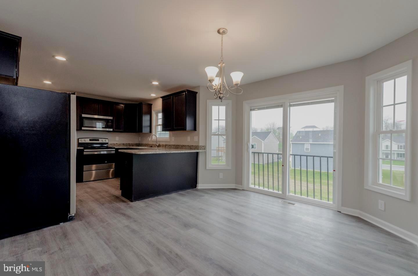 RED HILL - Residential