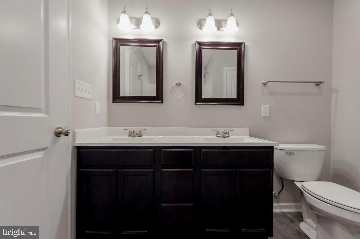 RED HILL - Residential