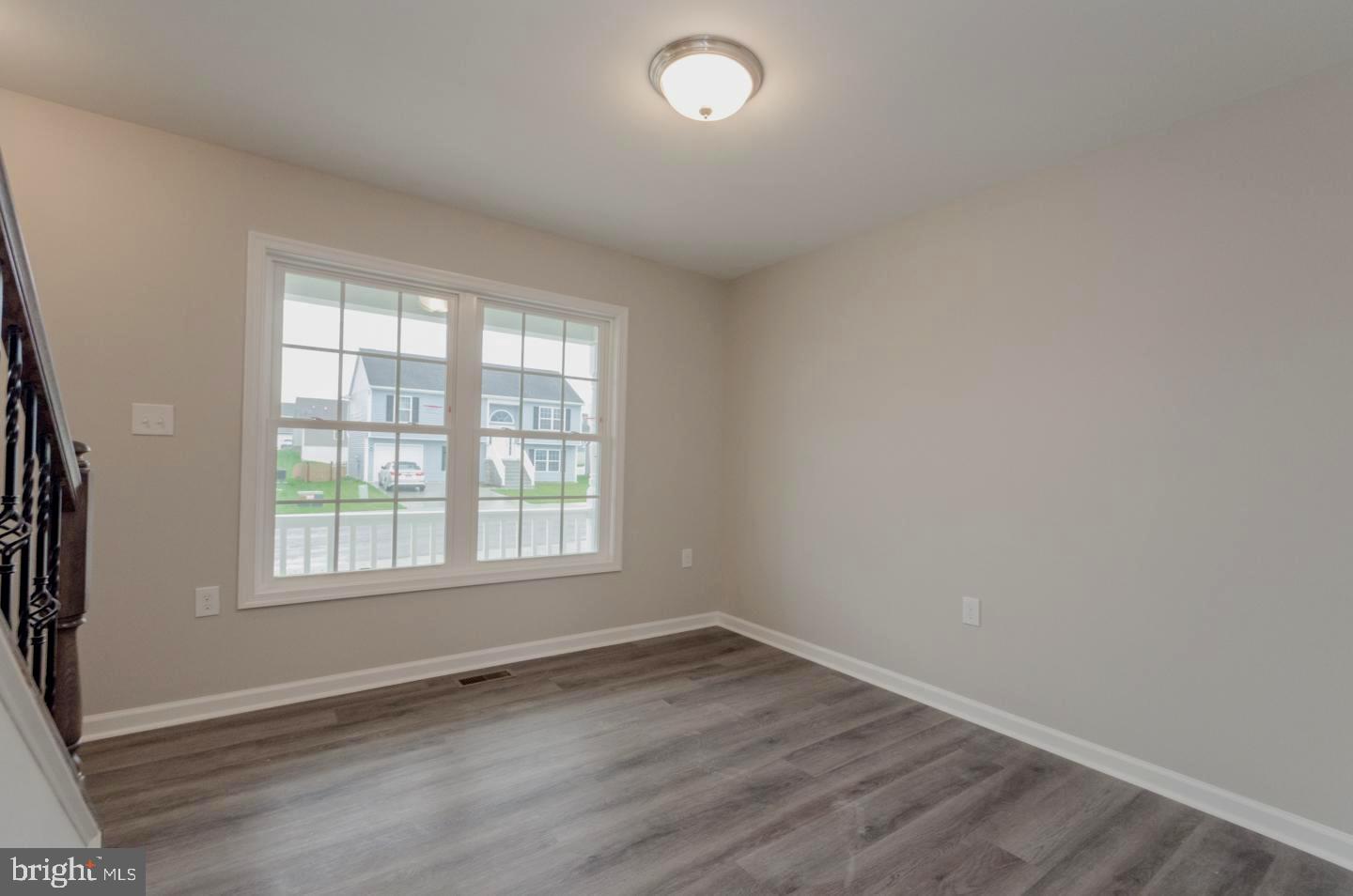 RED HILL - Residential