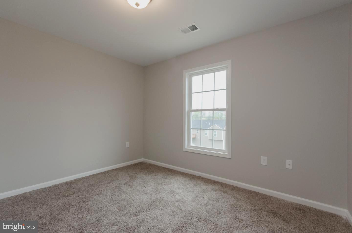 RED HILL - Residential