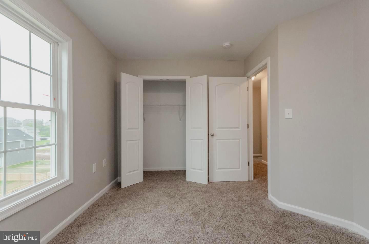 RED HILL - Residential