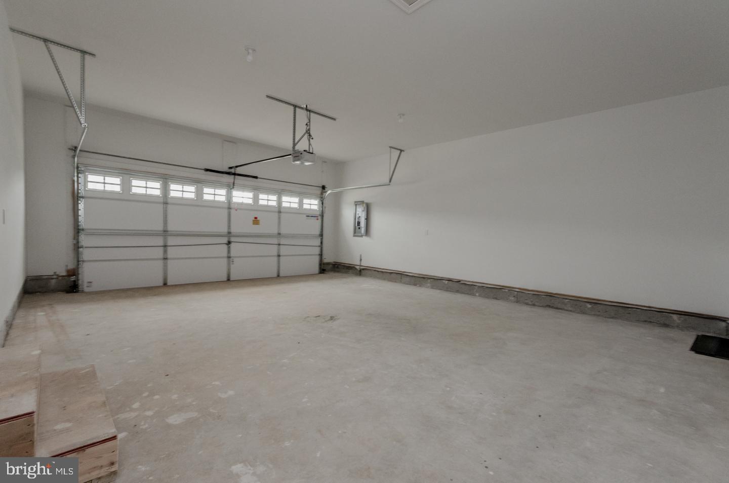 RED HILL - Residential