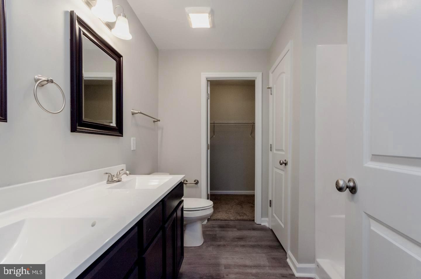 RED HILL - Residential