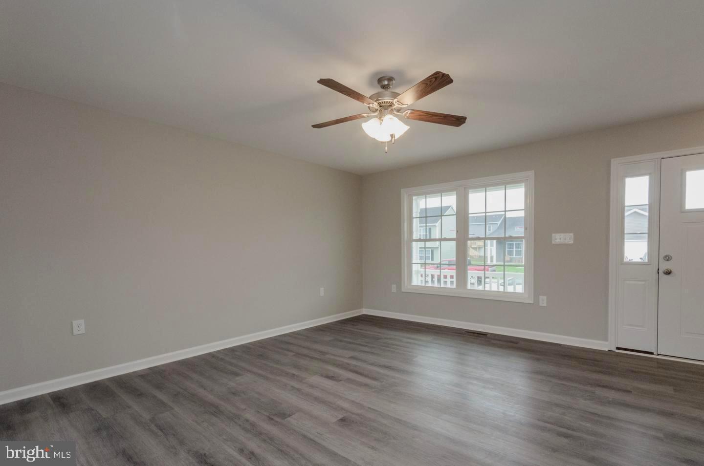 RED HILL - Residential