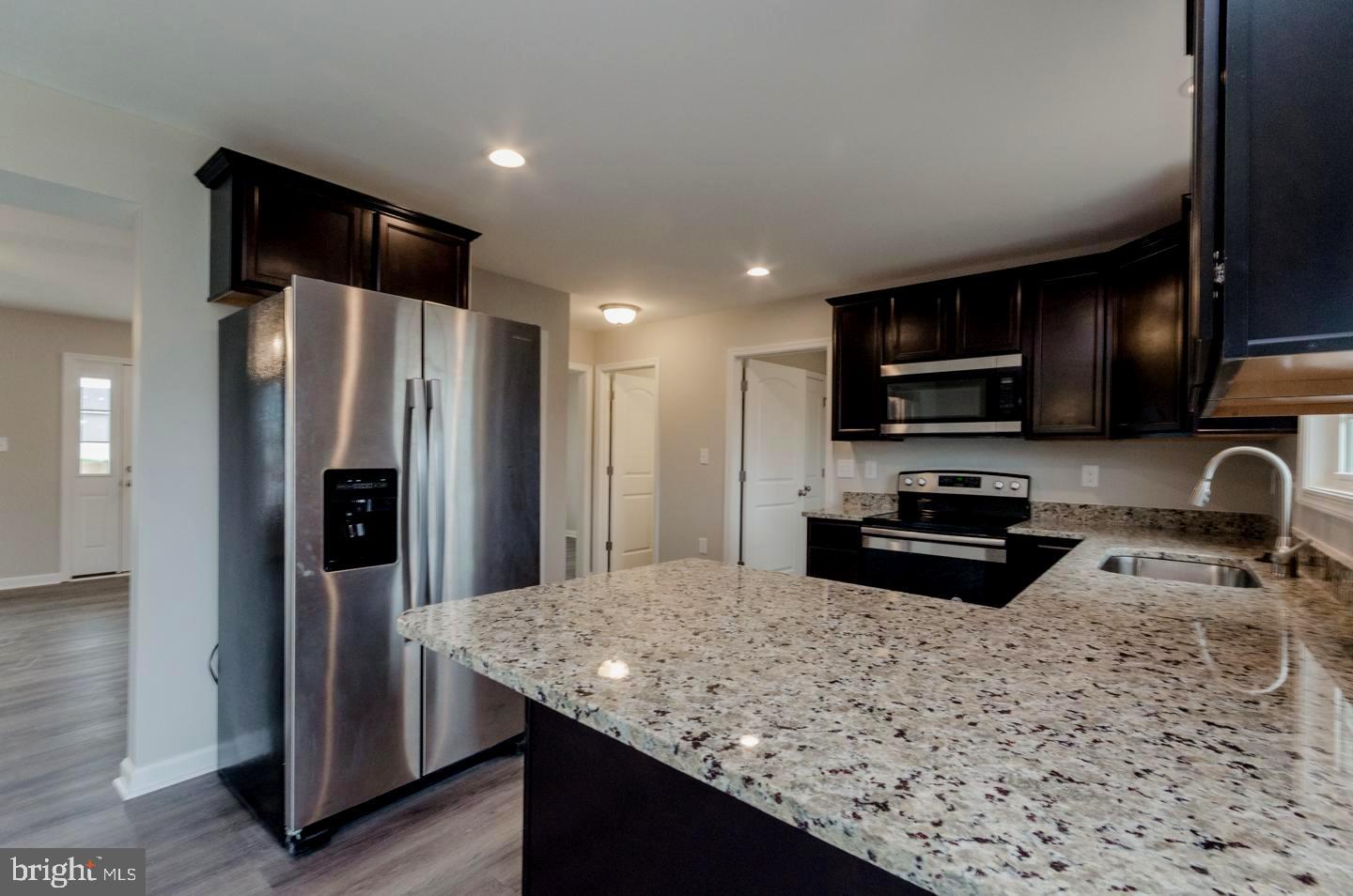 RED HILL - Residential