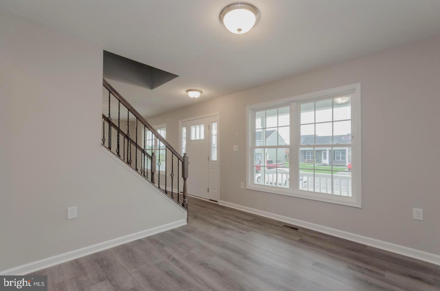 RED HILL - Residential