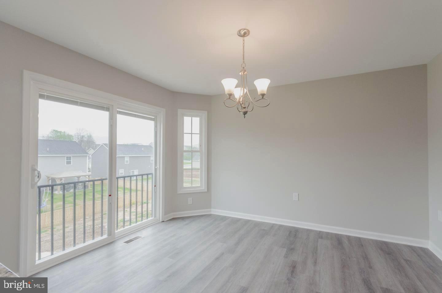 RED HILL - Residential