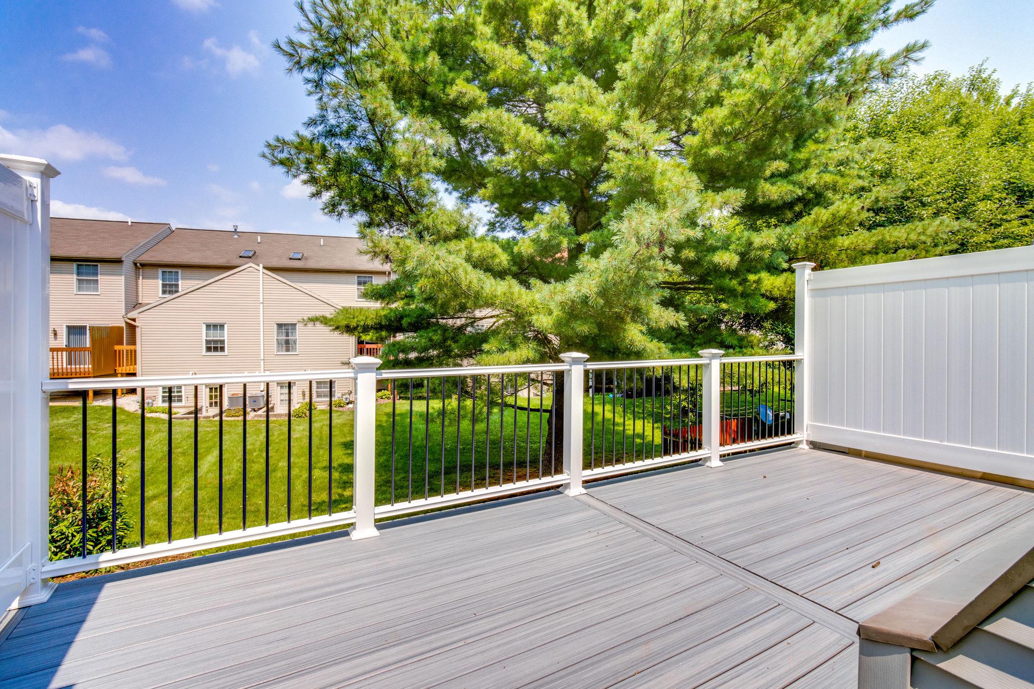 127 PEPPERTON COURT