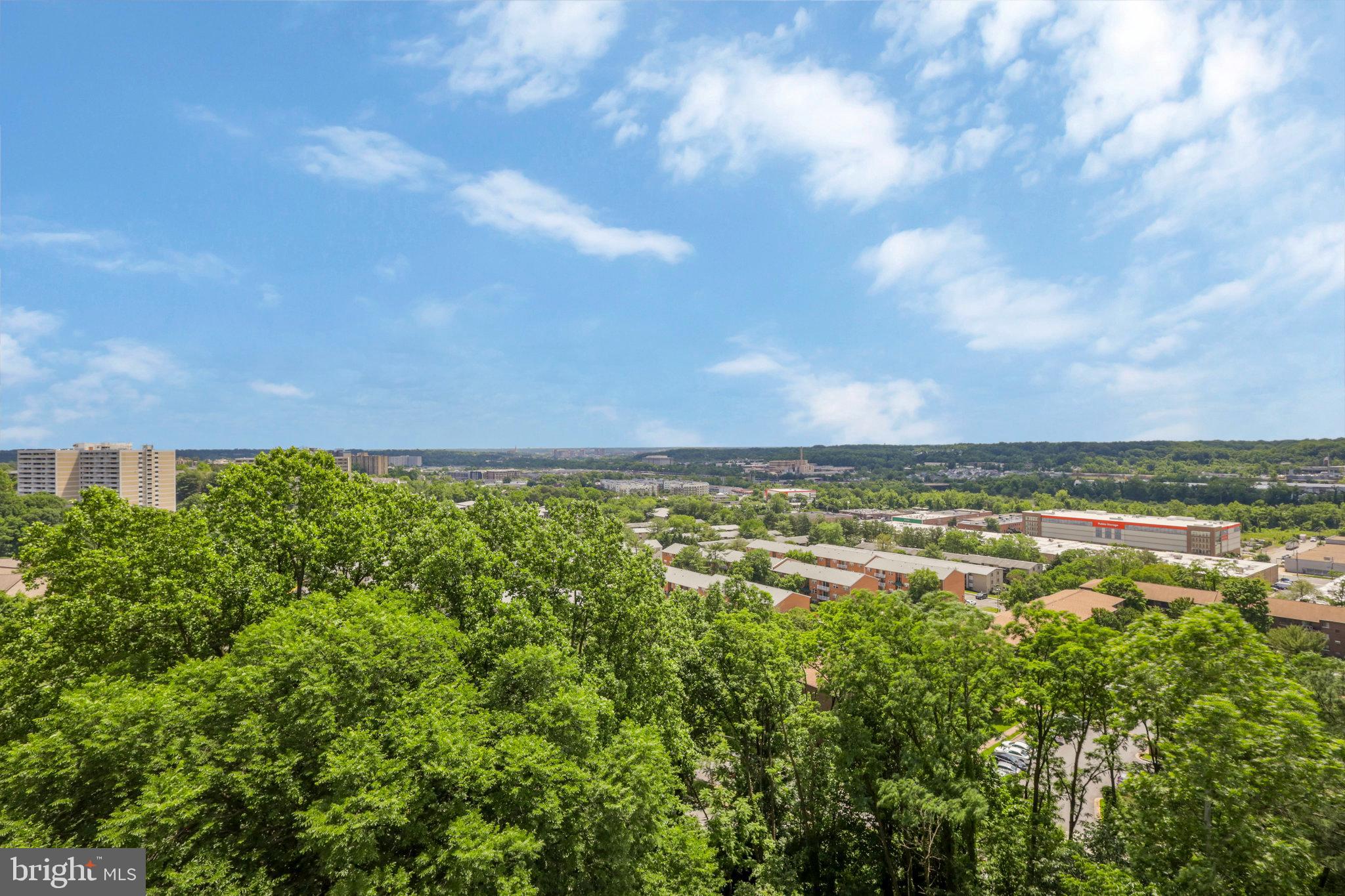 WATERGATE AT LANDMARK - Residential