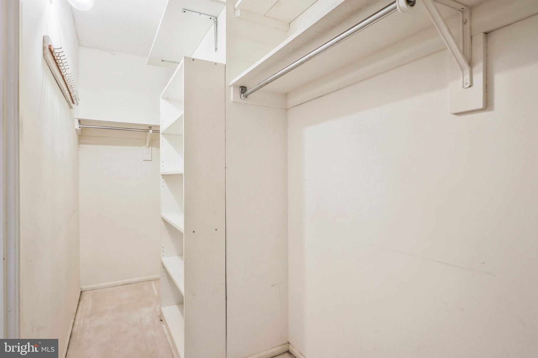 WATERGATE AT LANDMARK - Residential