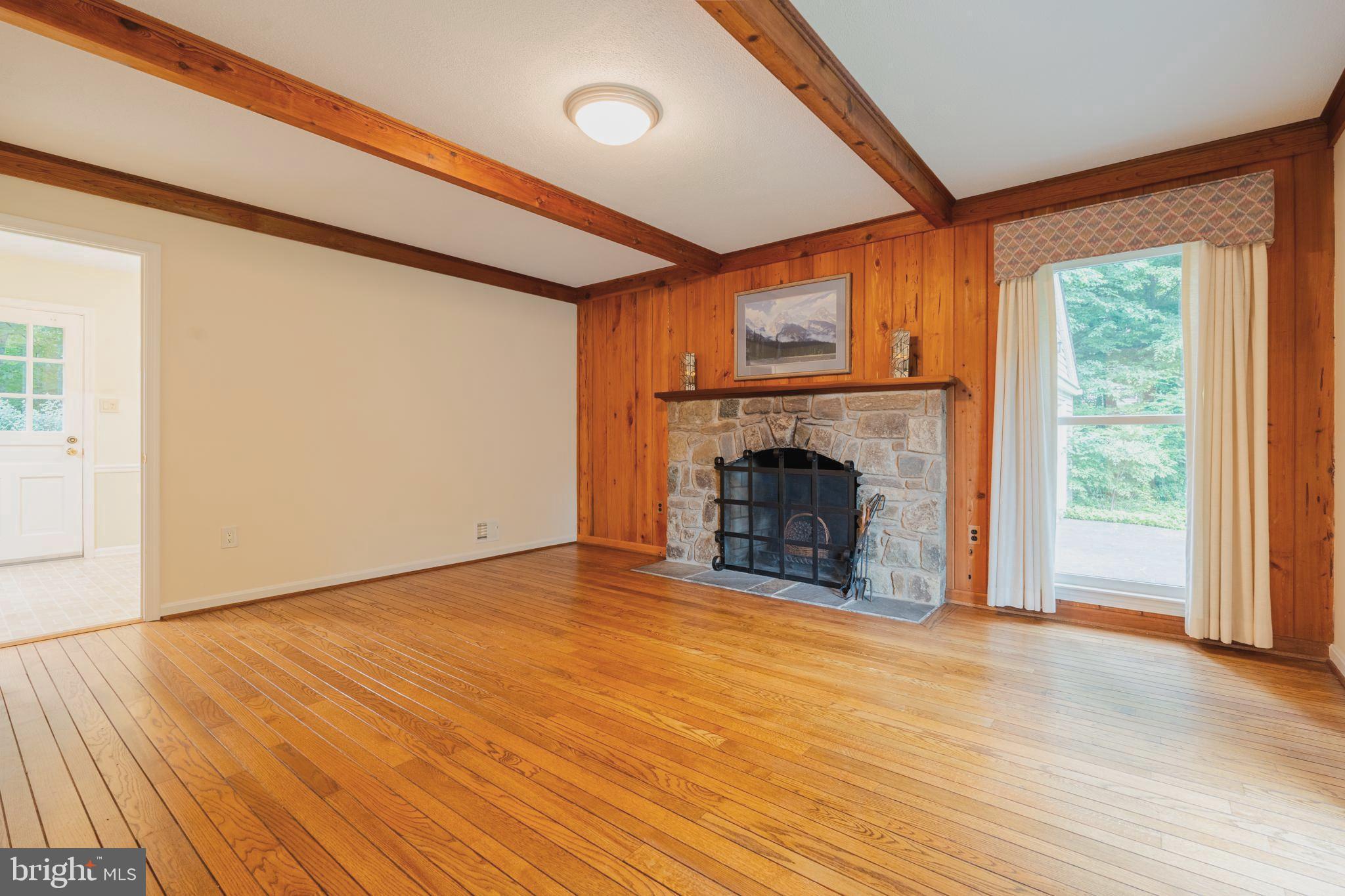 SHERWOOD FOREST MANOR - Residential