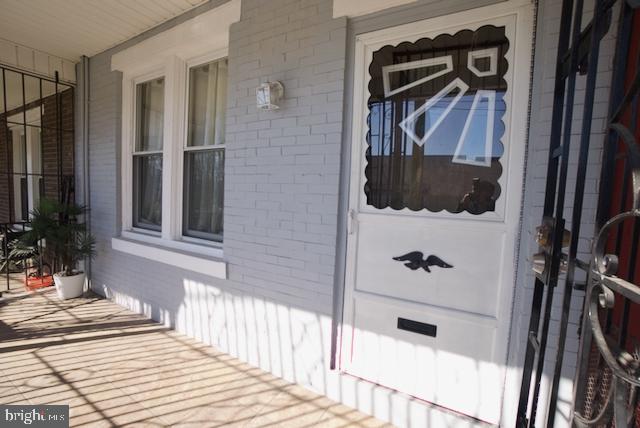 KENSINGTON - Residential