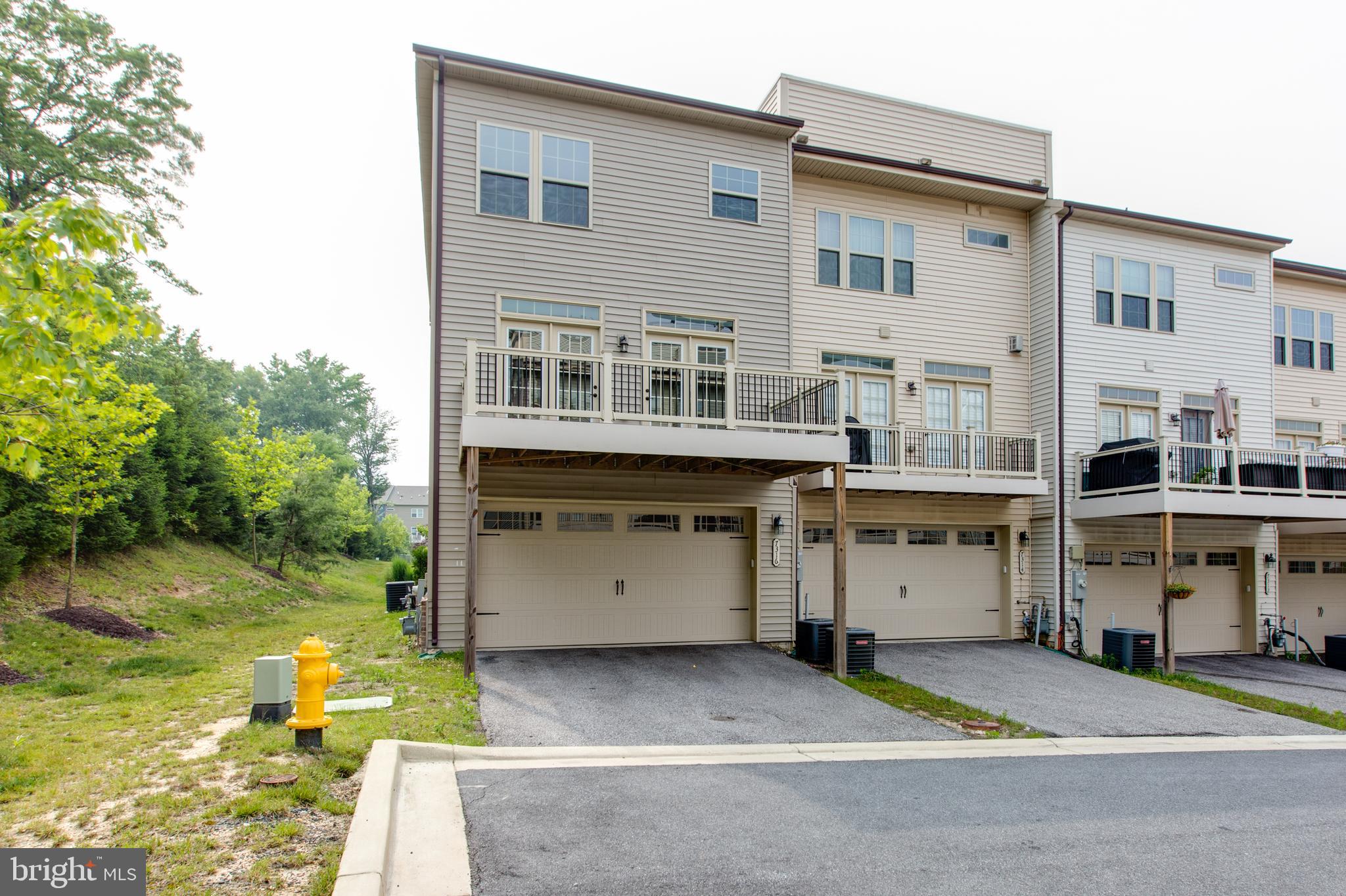 PARKSIDE - Residential Lease