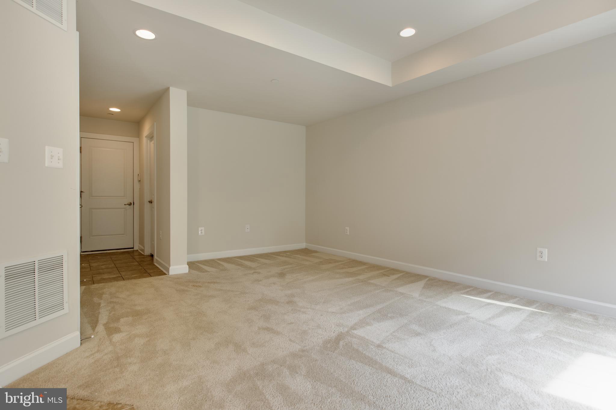 PARKSIDE - Residential Lease