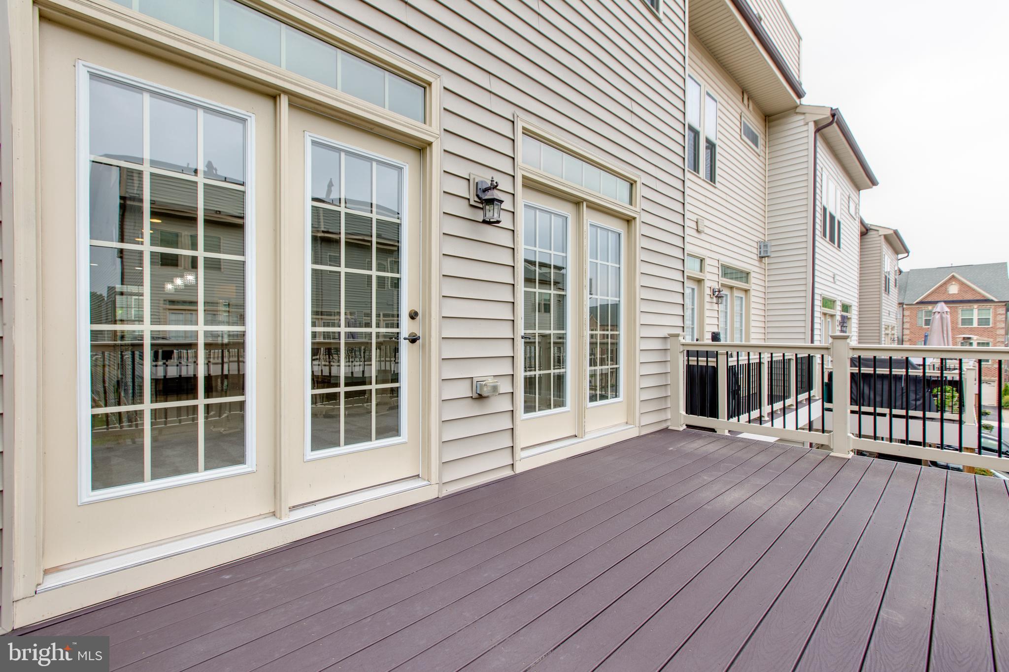 PARKSIDE - Residential Lease