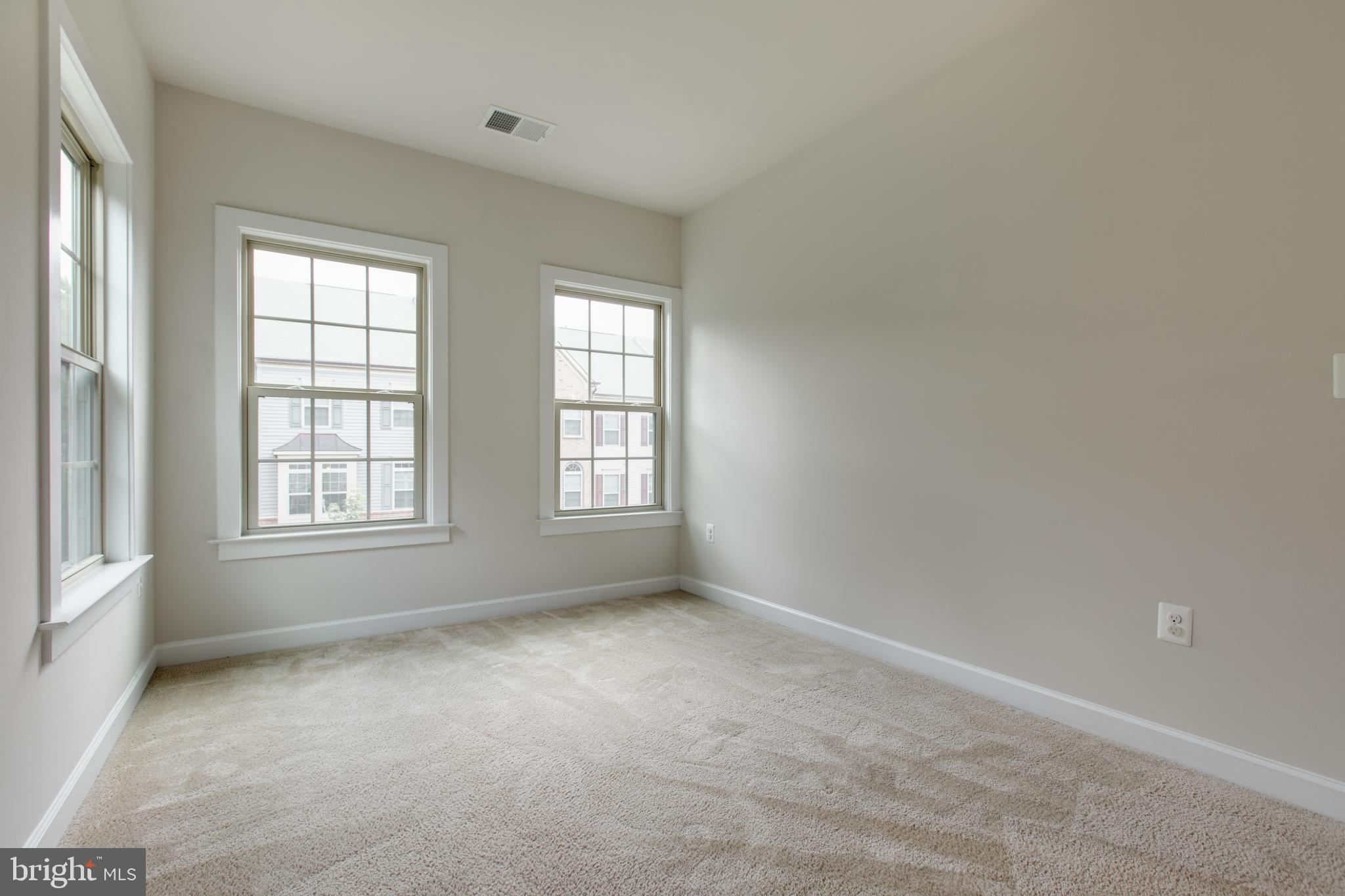 PARKSIDE - Residential Lease