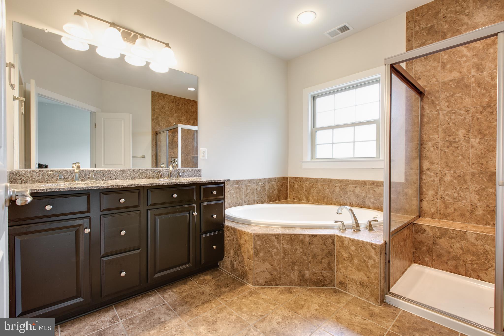 PARKSIDE - Residential Lease