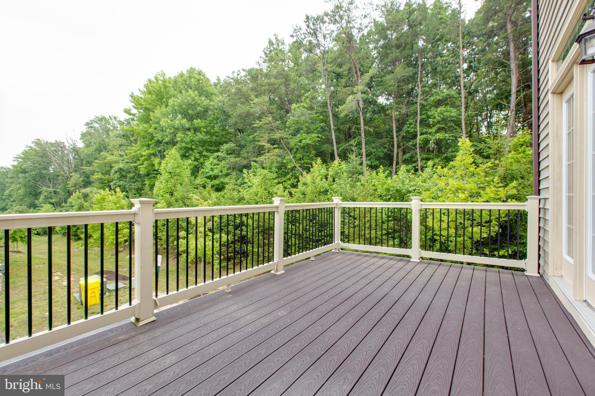 PARKSIDE - Residential Lease