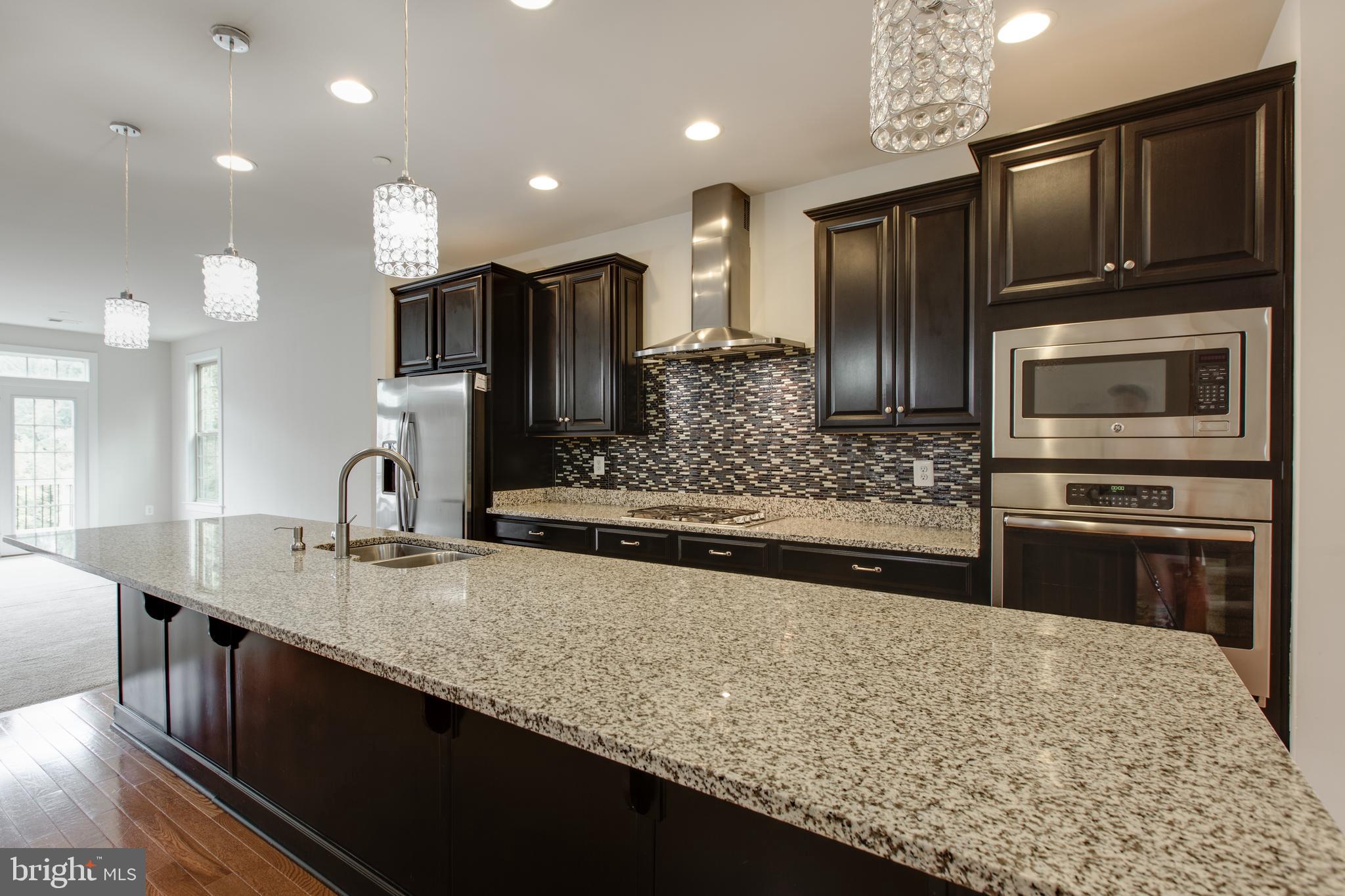 PARKSIDE - Residential Lease