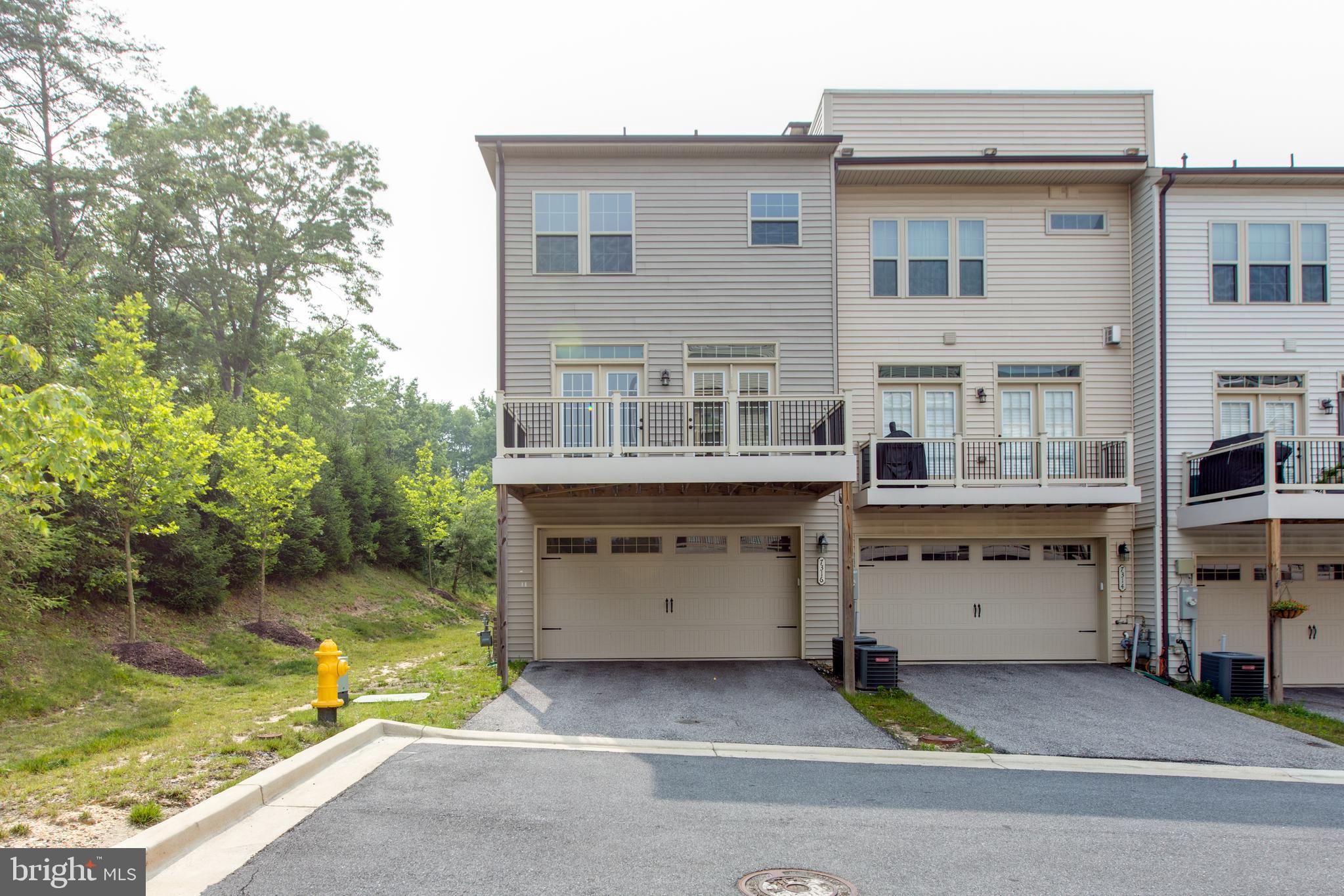 PARKSIDE - Residential Lease