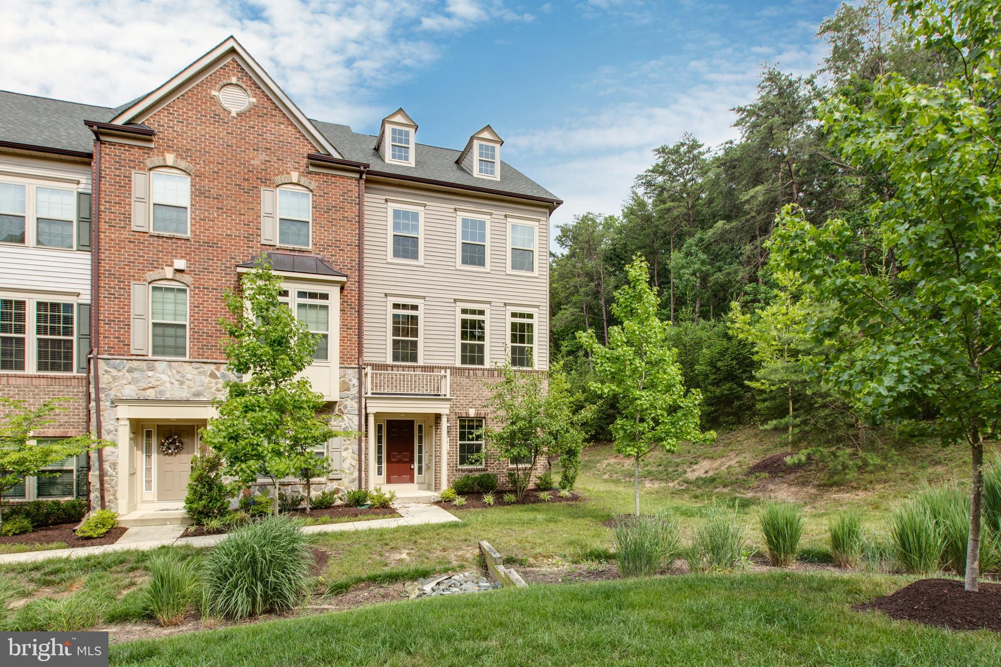 PARKSIDE - Residential Lease