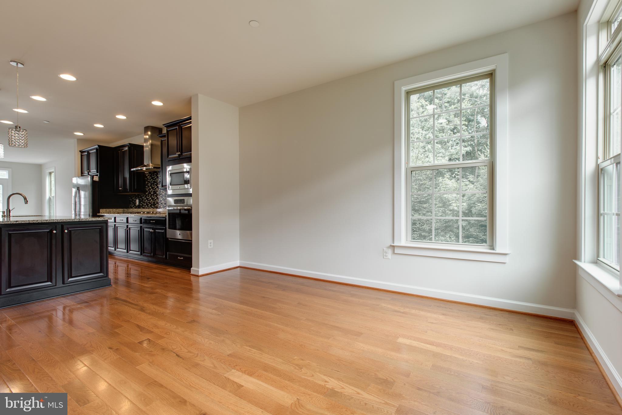 PARKSIDE - Residential Lease