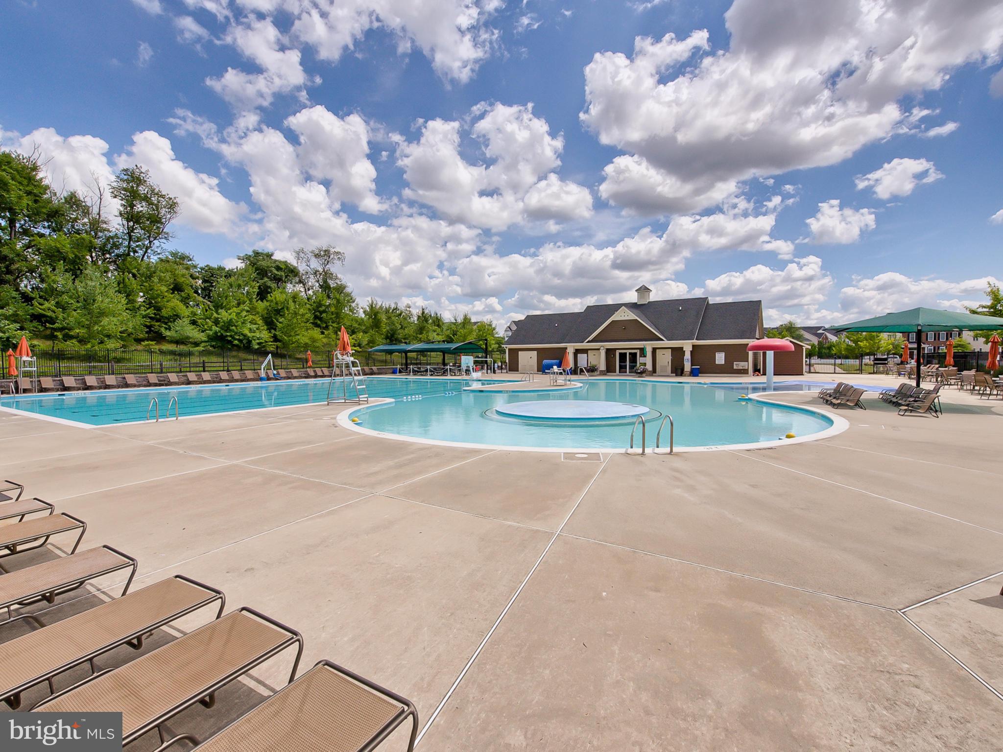 ARORA HILLS - Residential