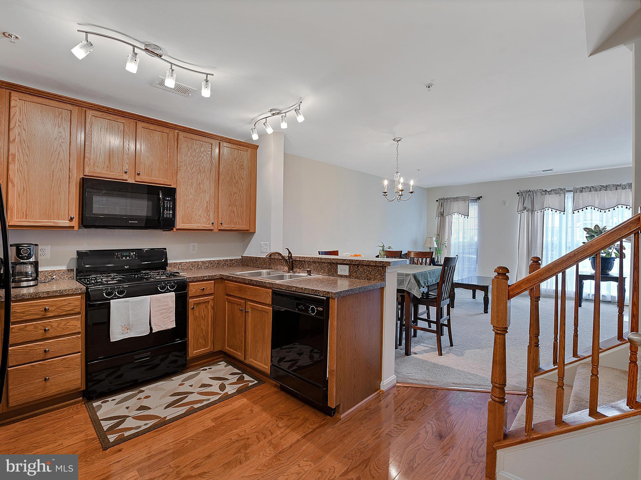 ARORA HILLS - Residential