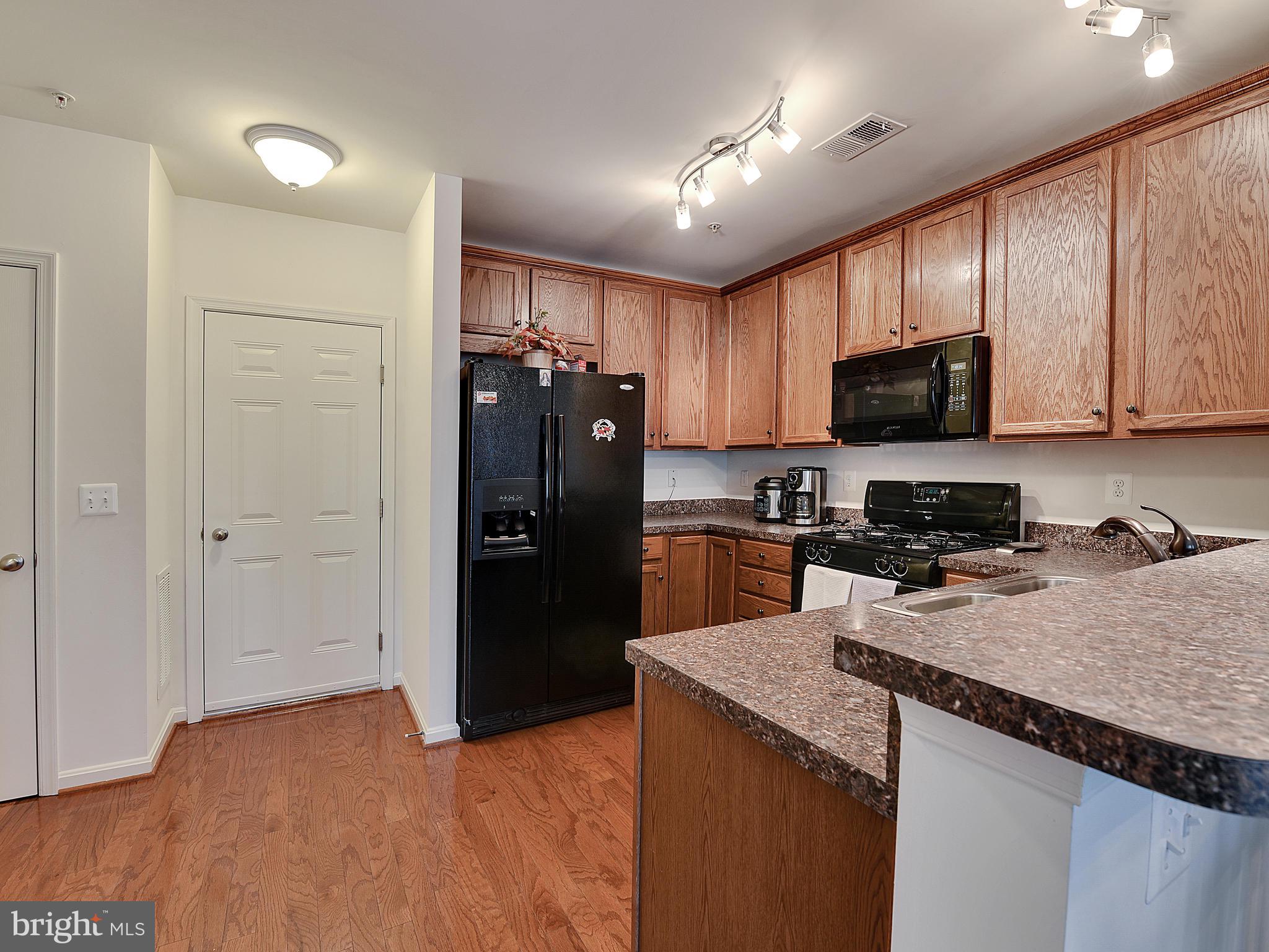 ARORA HILLS - Residential