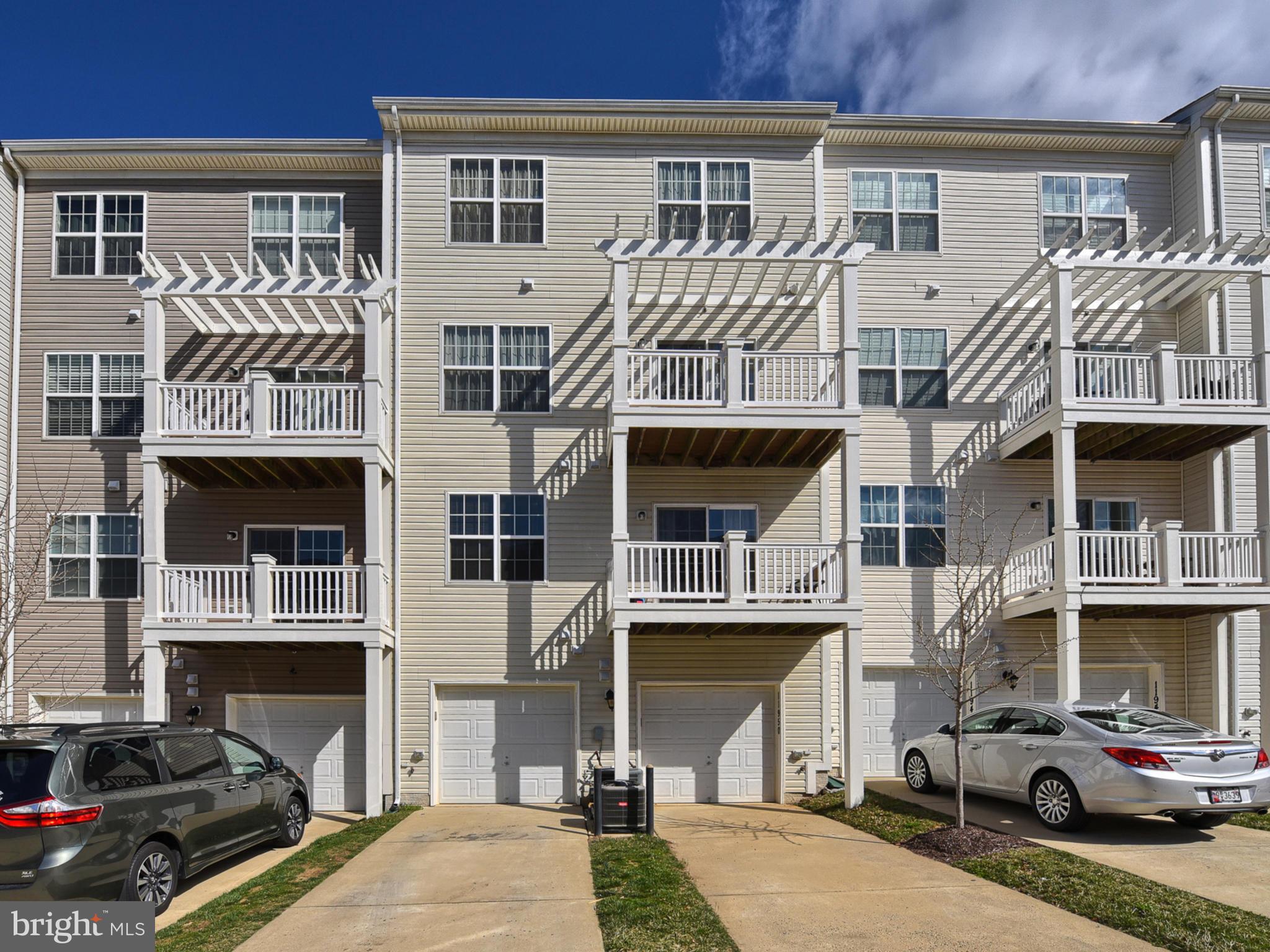 ARORA HILLS - Residential