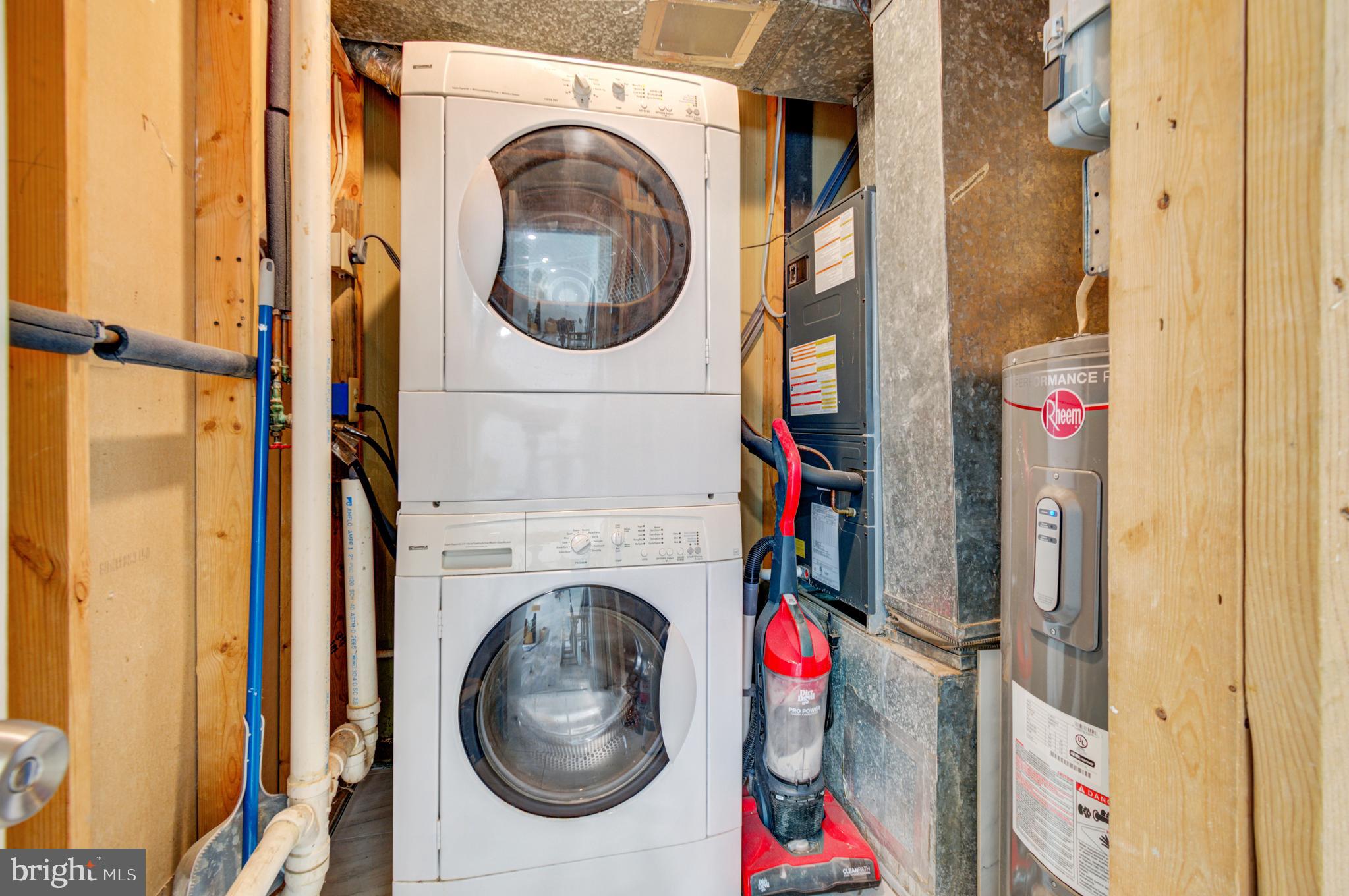 FOREST ESTATES - Residential