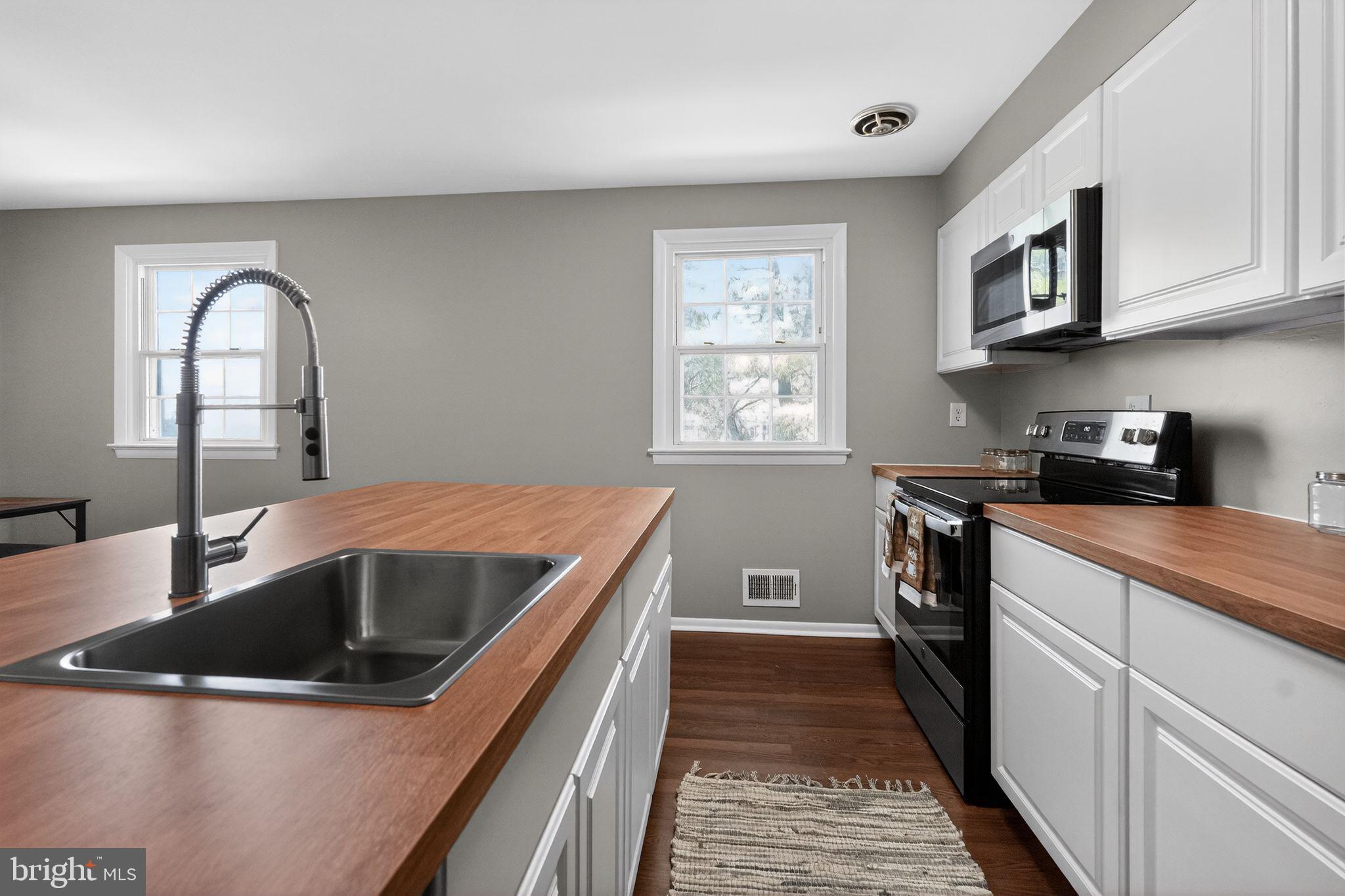 BEECHWOOD ESTATES - Residential