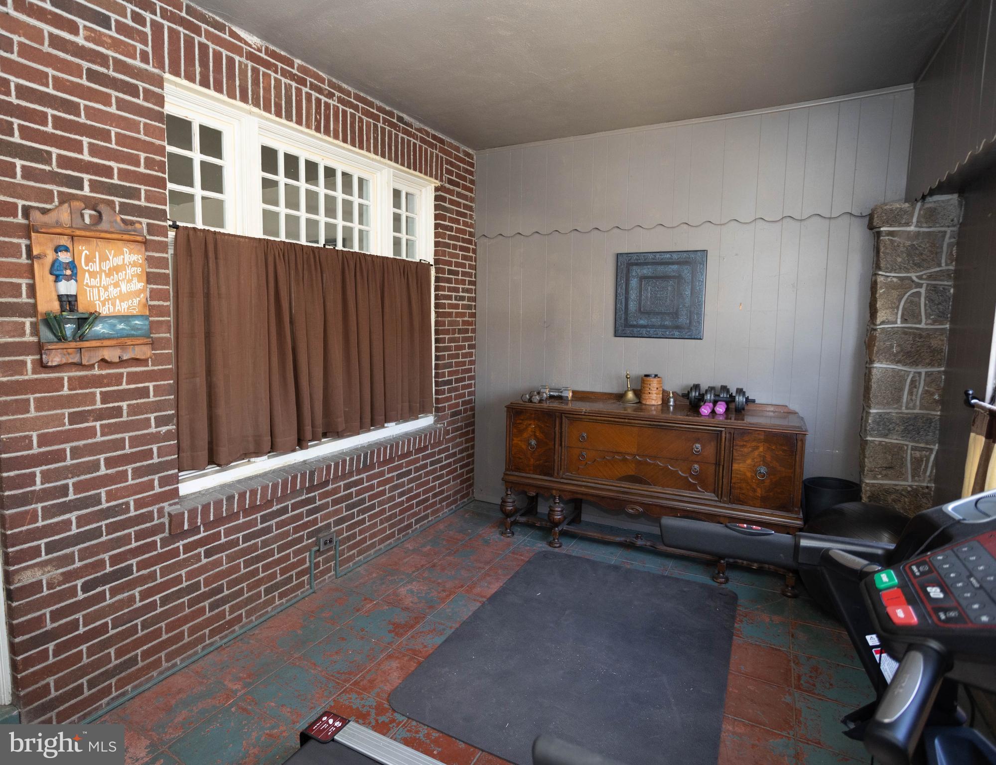 TACONY - Residential