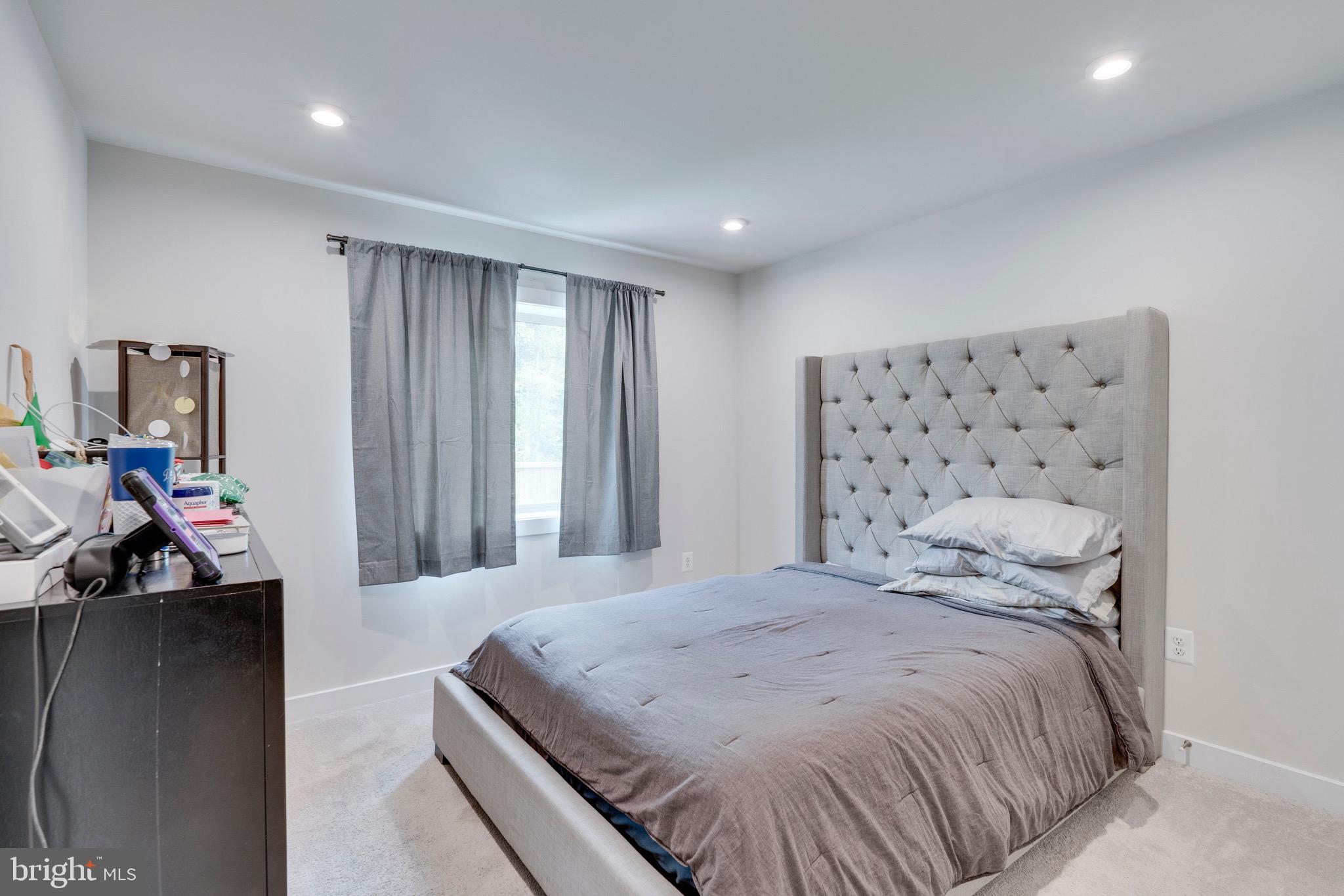 CANTER CREEK - Residential Lease