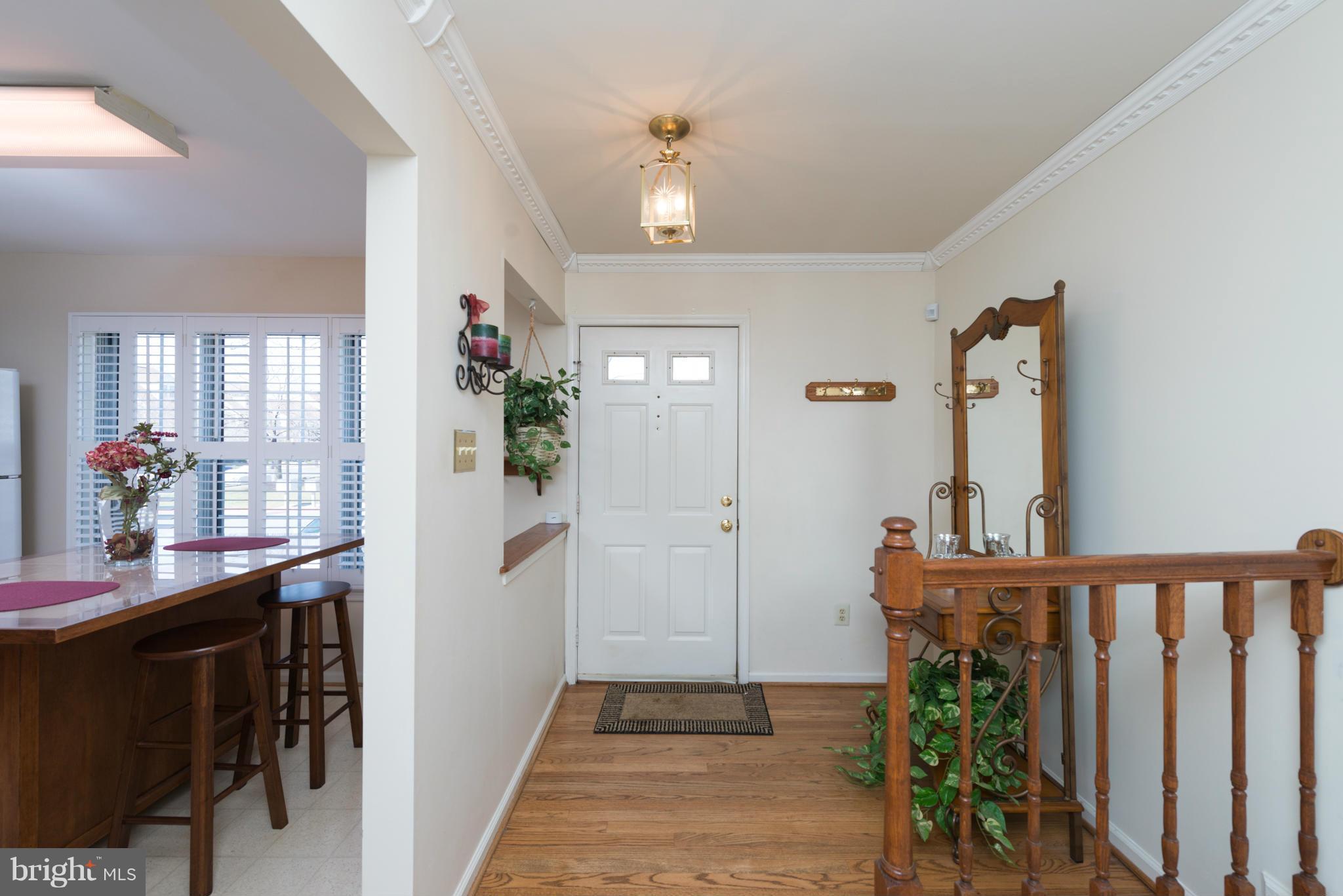 CONSTANT FRIENDSHIP - Residential