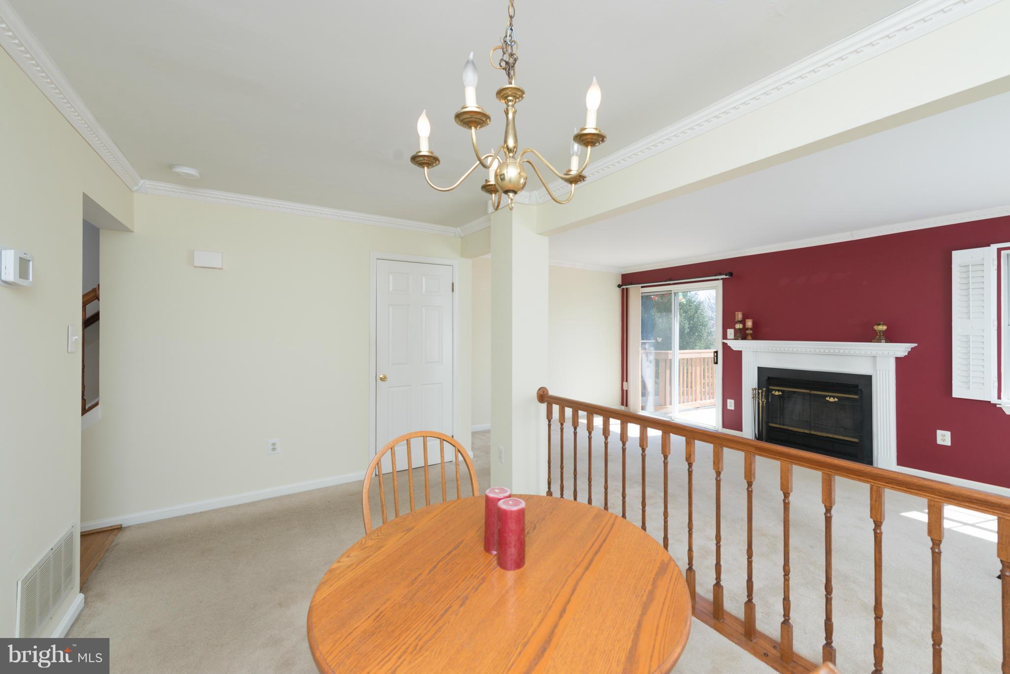 CONSTANT FRIENDSHIP - Residential