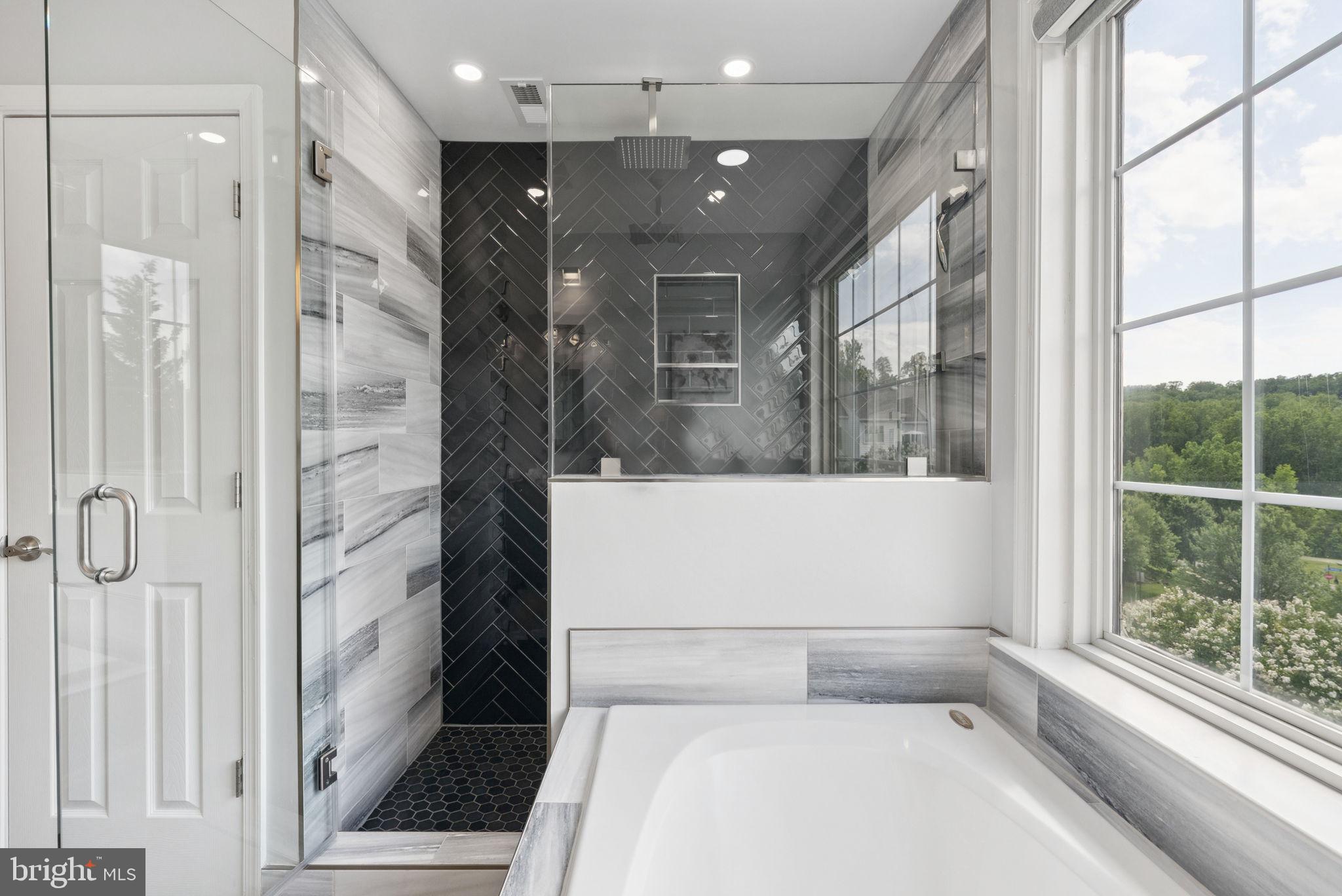 OVERLOOK - Residential