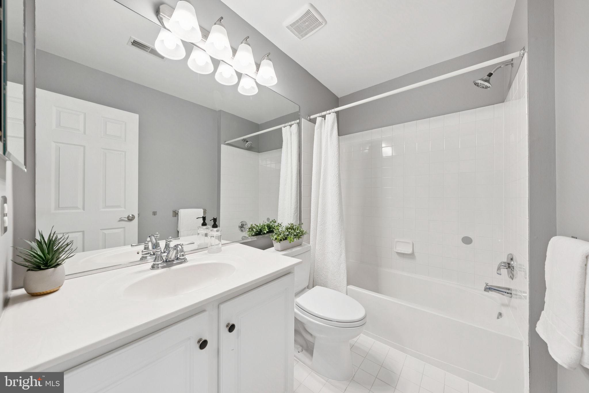 OVERLOOK - Residential