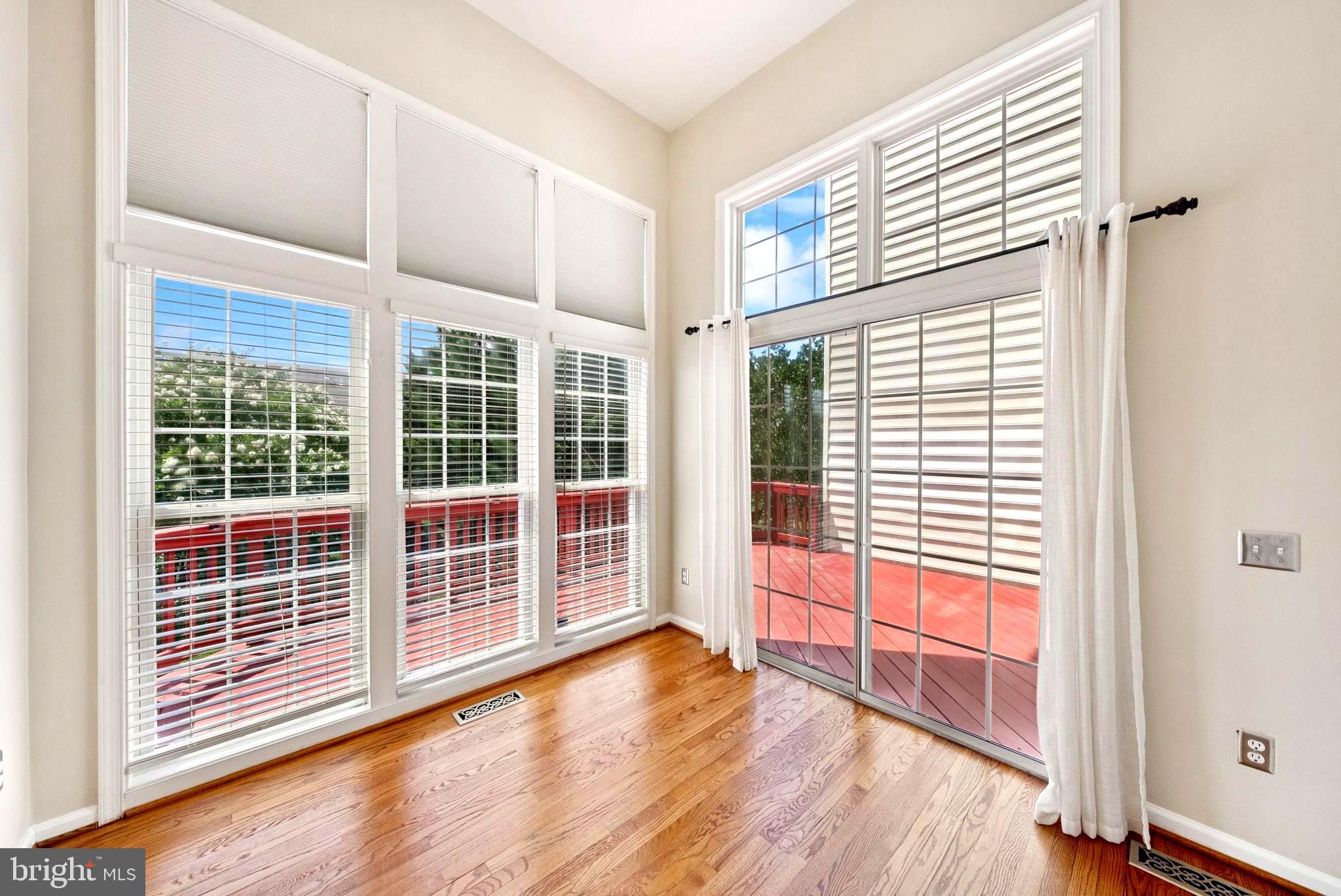 OVERLOOK - Residential