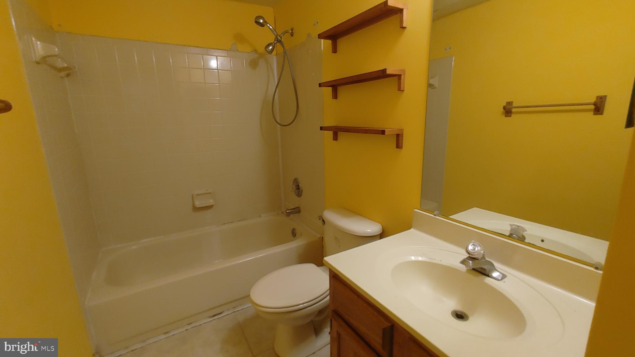 CHESAPEAKE LIGHTHOUSE - Residential